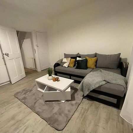 Stunning 2 Bedroom On Tower Bridge Londres Exterior foto